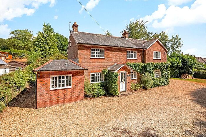 4 Bedroom Detached House For Sale In Green Lane, Ellisfield, Basingstoke, Hampshire, RG25