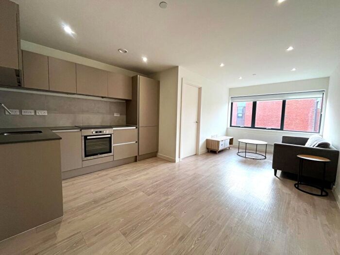 1 Bedroom Apartment To Rent In Southernhay Gardens, Exeter, EX1