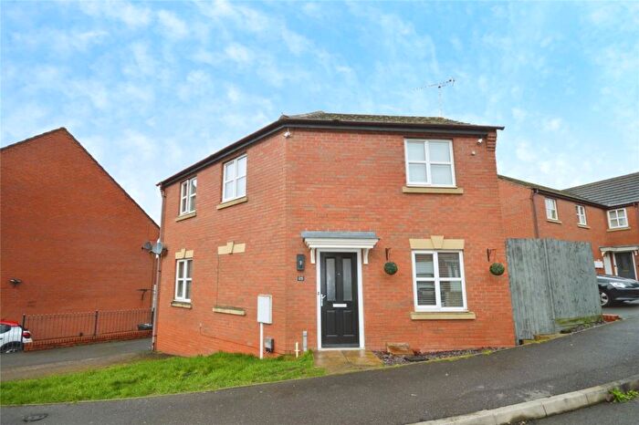 3 Bedroom Detached House For Sale In Woodyard Close, Castle Gresley, Swadlincote, DE11