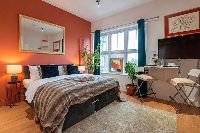 1 Bedroom Flat To Rent In Fonthill Road, London, N4