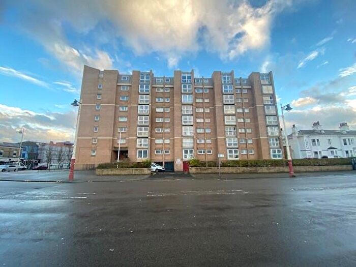 1 Bedroom Flat For Sale In Flat, Maritime Court, Promenade, Southport, Merseyside, PR8