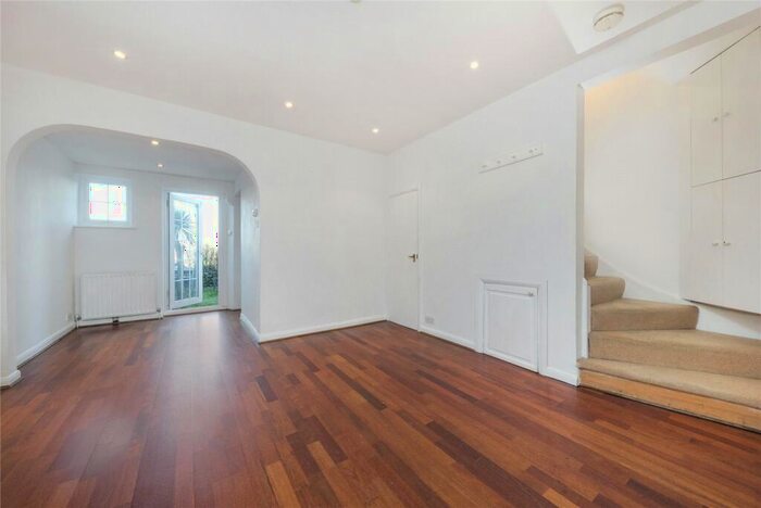 2 Bedroom Terraced House To Rent In Wordsworth Walk, Hampstead Garden Suburb, NW11