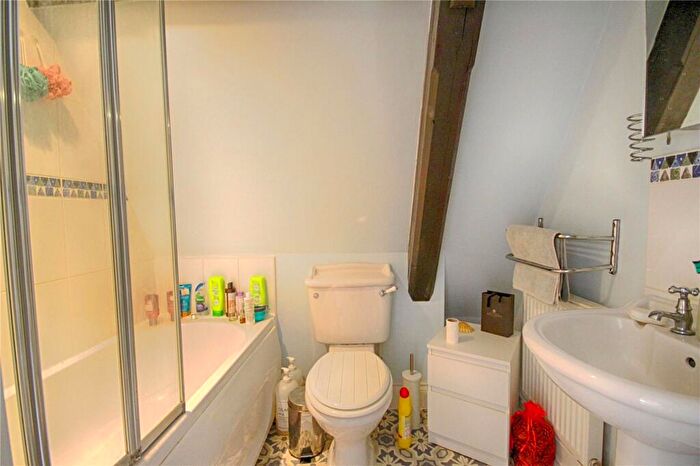2 Bedroom Apartment To Rent In Dunalley Street, Cheltenham, GL50