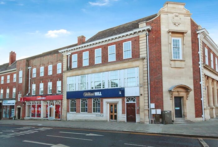 2 Bedroom Flat To Rent In Station Road, Letchworth Garden City, SG6
