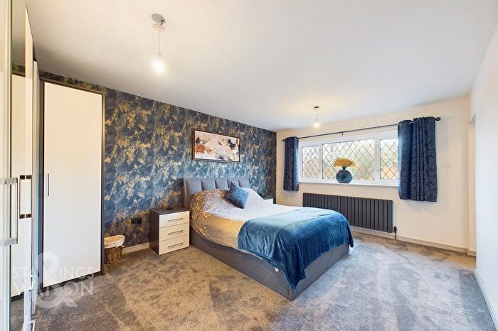 6 Bedroom Detached House For Sale In Shakespeare Way, Taverham, Norwich, NR8