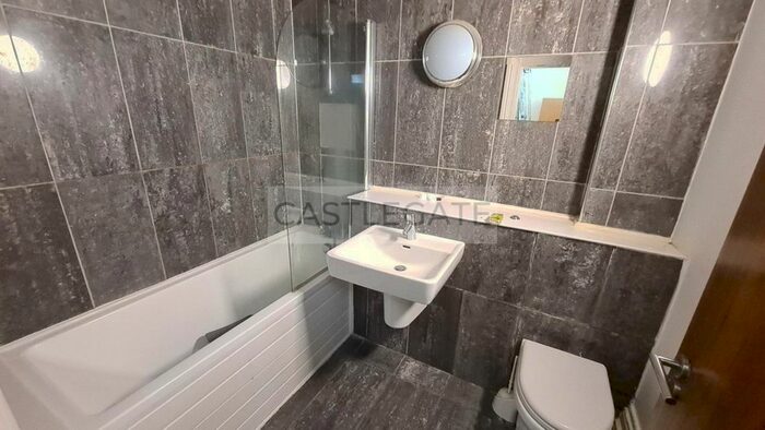 1 Bedroom Flat To Rent In Chancery Lane, Huddersfield, HD1