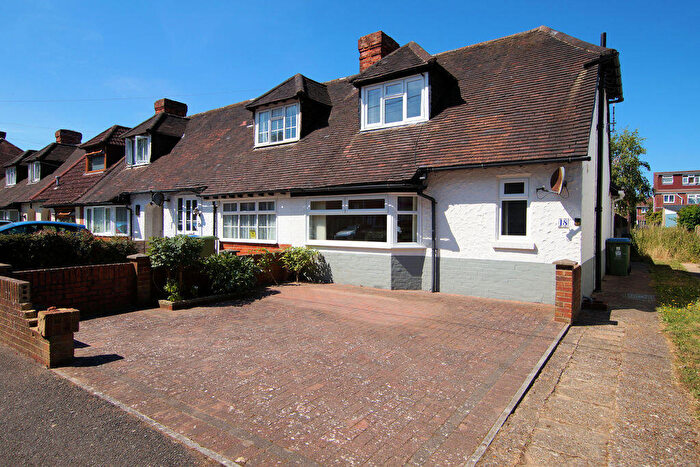 2 Bedroom End Of Terrace House For Sale In Myrtle Avenue, Portchester, PO16