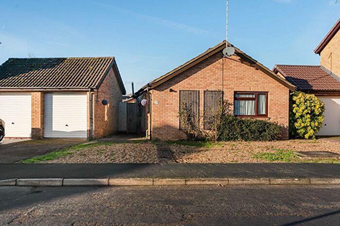 2 Bedroom Detached Bungalow For Sale In Deerpark Road, Sawtry, Cambridgeshire., PE28