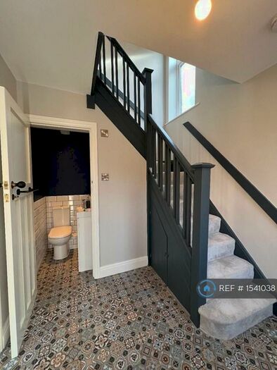 3 Bedroom Semi-Detached House To Rent In Thackeray Grove, Droylsden, Manchester, M43