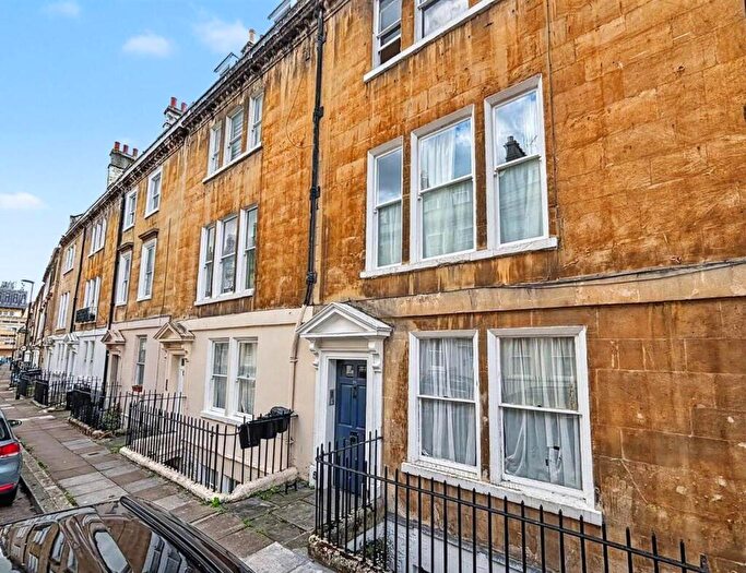 3 Bedroom Maisonette For Sale In New King Street, Bath, BA1