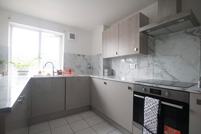 2 Bedroom Apartment To Rent In Dunnage Crescent, London, SE16