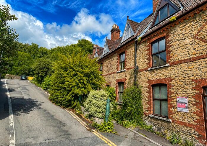 4 Bedroom Terraced House To Rent In Bridge Street, Frome, BA11