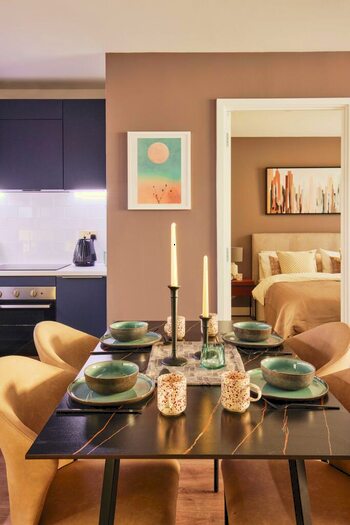 2 Bedroom Apartment To Rent In Avebury Boulevard, Milton Keynes, Buckinghamshire, MK9