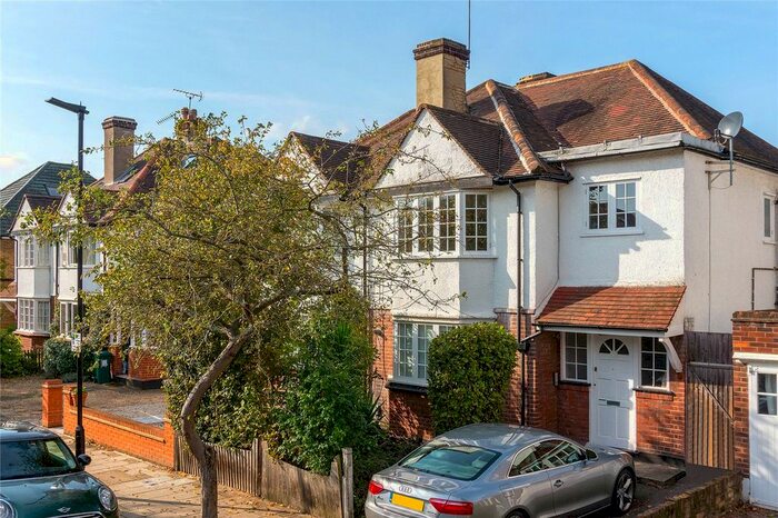 1 Bedroom Flat To Rent In Eastbourne Road, Chiswick, W4