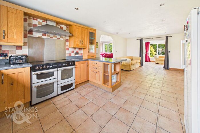 7 Bedroom Detached House For Sale In Main Road, Little Fransham, Dereham, NR19