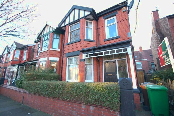 3 Bedroom Semi-Detached House To Rent In Alexandra Drive, Burnage, M19