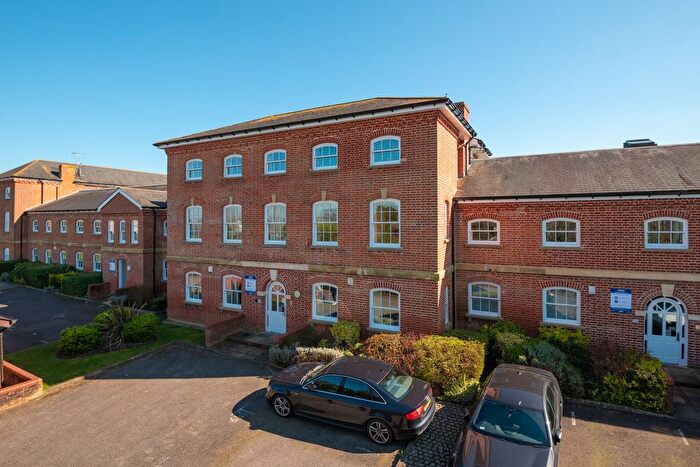 3 Bedroom Flat To Rent In George Roche Road, Canterbury, CT1