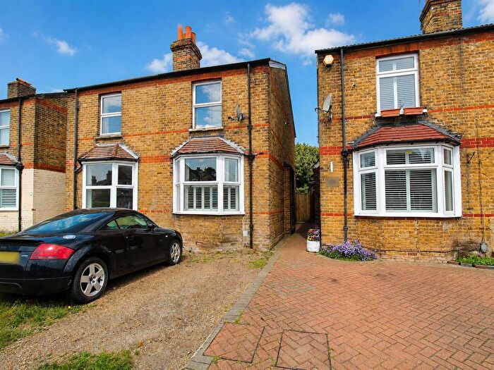 3 Bedroom Property For Sale In Lower Court Road, Epsom, KT19