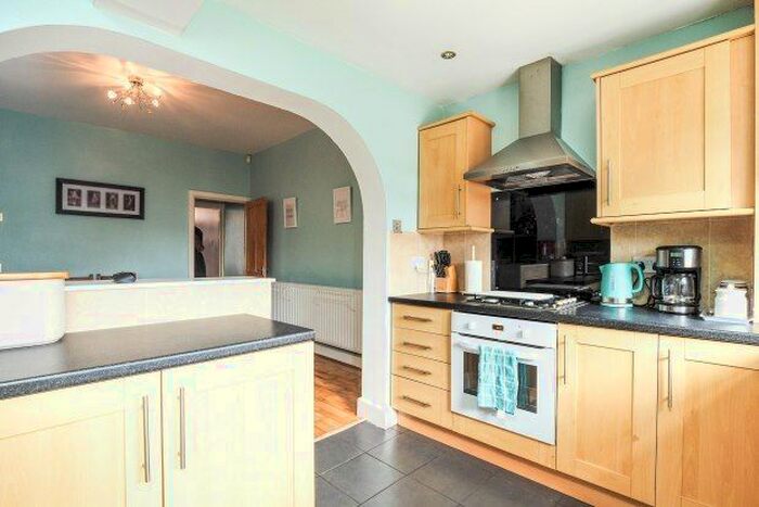 2 Bedroom Property To Rent In Hucknall, Nottingham, NG15