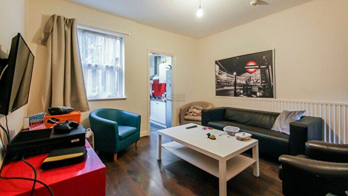 5 Bedroom Terraced House To Rent In Teignmouth Road, Selly Oak, Birmingham, B29