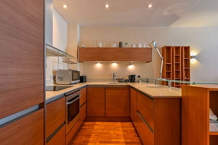 1 Bedroom Flat To Rent In Arlington Road, Camden, London, NW1