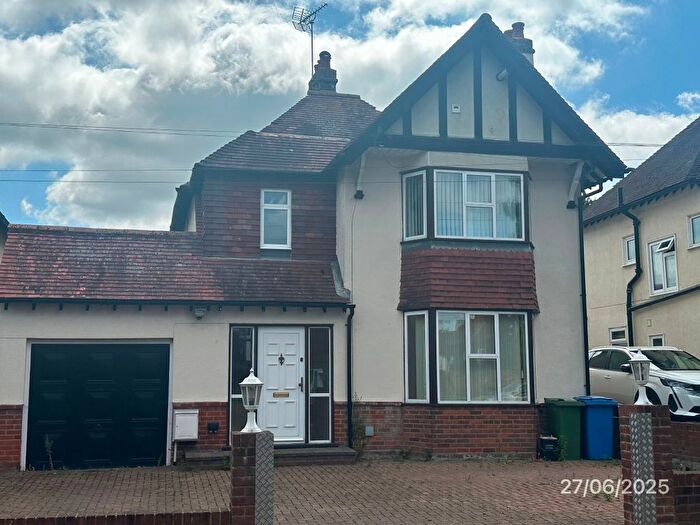 3 Bedroom Detached House To Rent In Preston Grove, Faversham, ME13