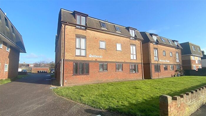 1 Bedroom Flat For Sale In Oaklands, Penhill Road, Lancing, West Sussex, BN15