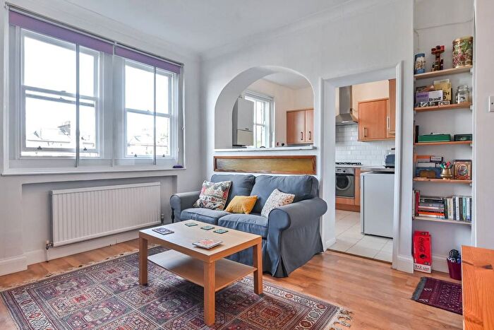 2 Bedroom Flat For Sale In North Villas, Camden, London, NW1