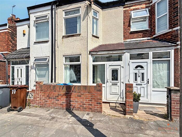 2 Bedroom Terraced House For Sale In Huntingdon Street, Hull, HU4
