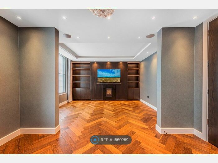 3 Bedroom Flat To Rent In Finchley Road, London, NW11