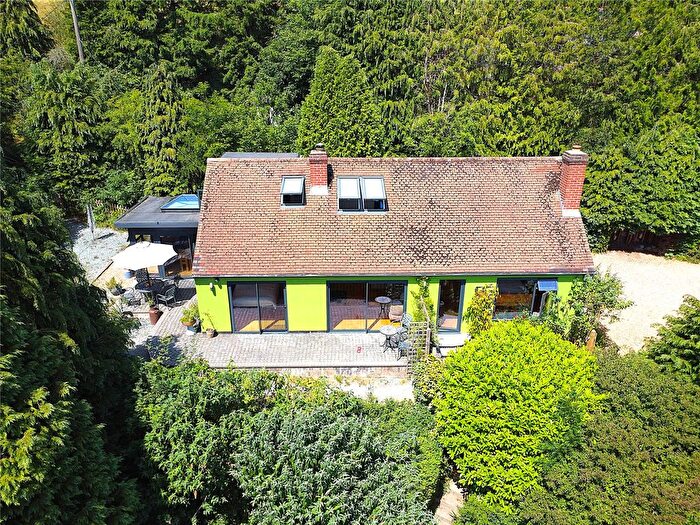 4 Bedroom Bungalow For Sale In Milford Common, Milford Road, Newtown, Powys, SY16