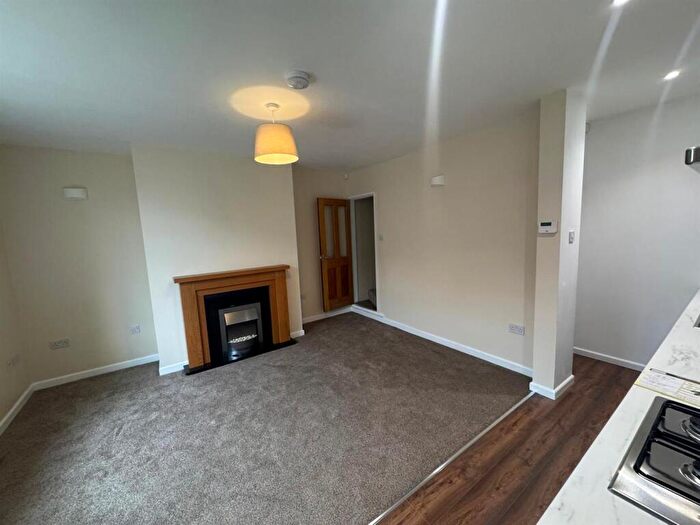 House To Rent In Holly Street, Bradford, BD6