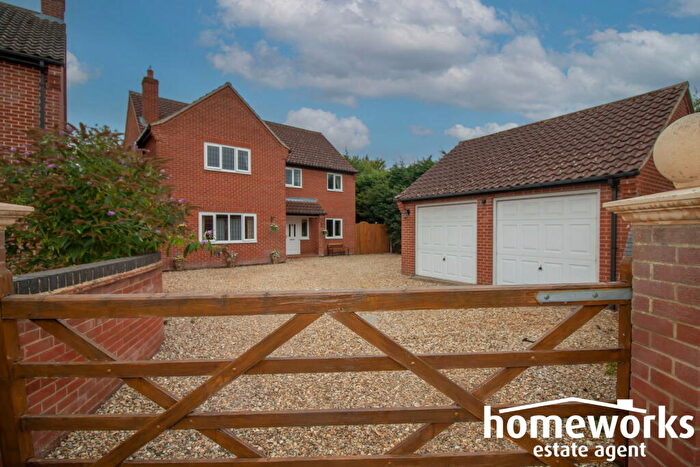 4 Bedroom Detached House For Sale In Rosa Vella Drive, Dereham, NR20
