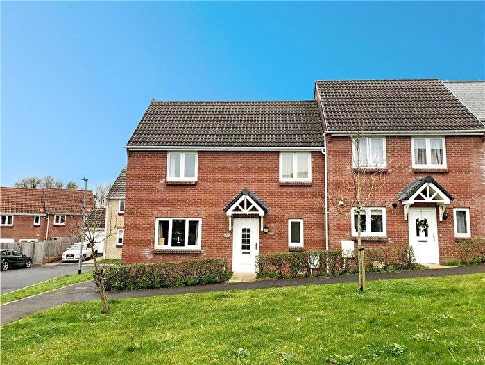 3 Bedroom End Of Terrace House To Rent In Jubilee Close, Crewkerne, Somerset, TA18