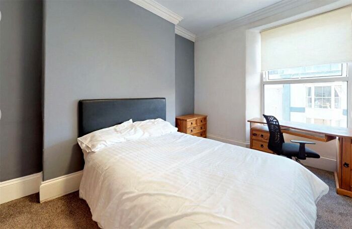 5 Bedroom House To Rent In Hill Park Crescent, Plymouth, Devon, PL4