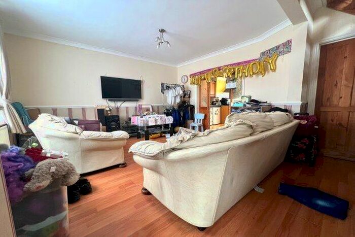 3 Bedroom Property To Rent In Cartwright Road, Dagenham, RM9