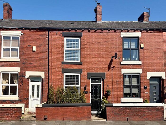 3 Bedroom Terraced House For Sale In Foxdenton Lane, Oldham, OL9