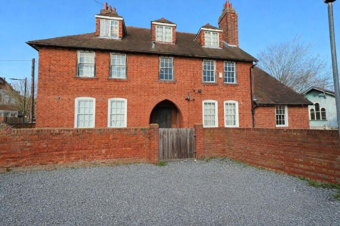 7 Bedroom Detached House For Sale In Burdett Avenue, SS0