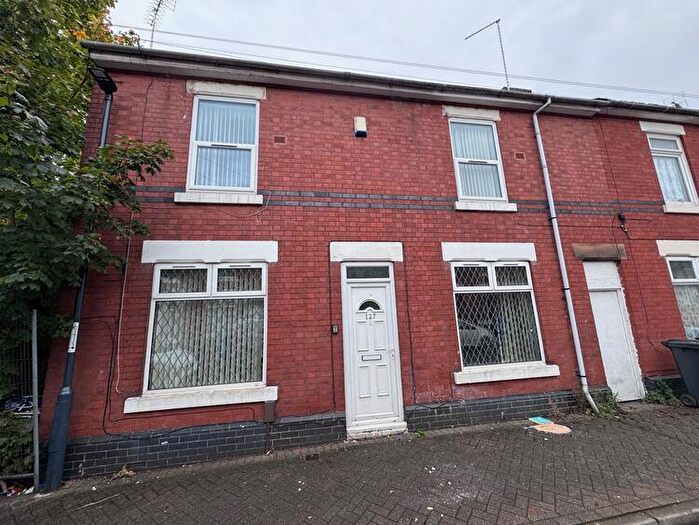3 Bedroom Terraced House For Sale In Woods Lane, Derby, DE22