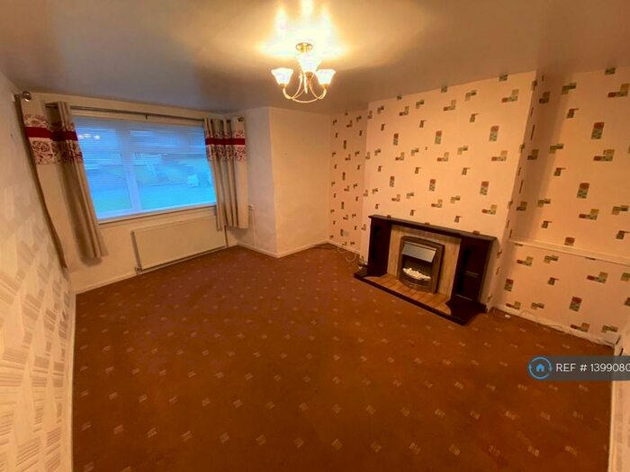 2 Bedroom Flat To Rent In West Mains, East Kilbride, Glasgow, G74