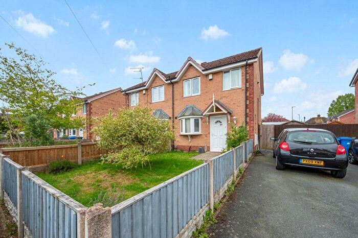 3 Bedroom Semi-Detached House To Rent In Acacia Grove, Runcorn, WA7