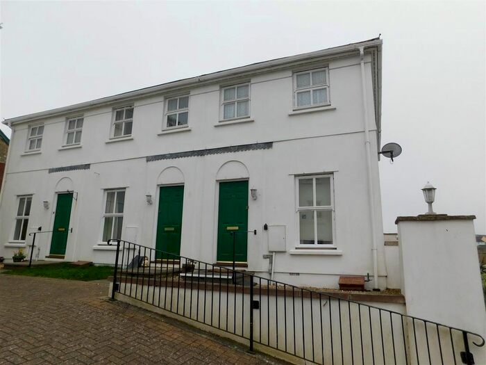2 Bedroom Terraced House To Rent In West Street, Axminster, EX13