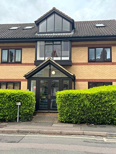 1 Bedroom Flat To Rent In Flat, Ambassador Court, Priory Road, Bicester, OX26