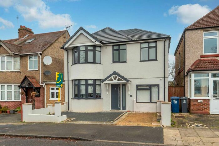 Studio To Rent In Sudbury Heights Avenue, Sudbury, Greenford, UB6