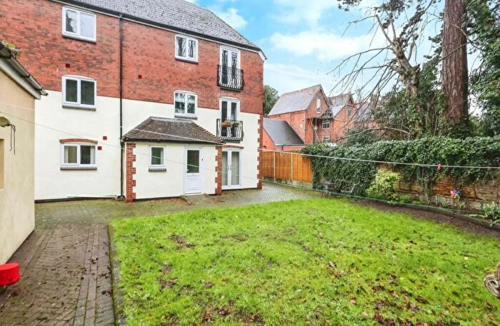 2 Bedroom Maisonette To Rent In Wake Green Road, Moseley, Birmingham, B13