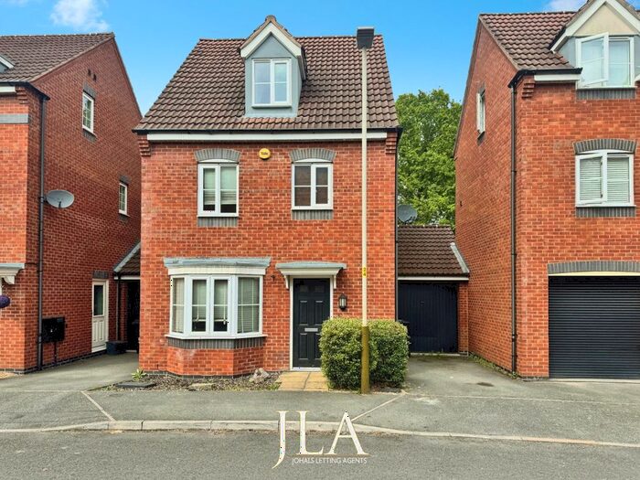 4 Bedroom Detached House To Rent In Thornborough Way, Hamilton, Leicester, LE5