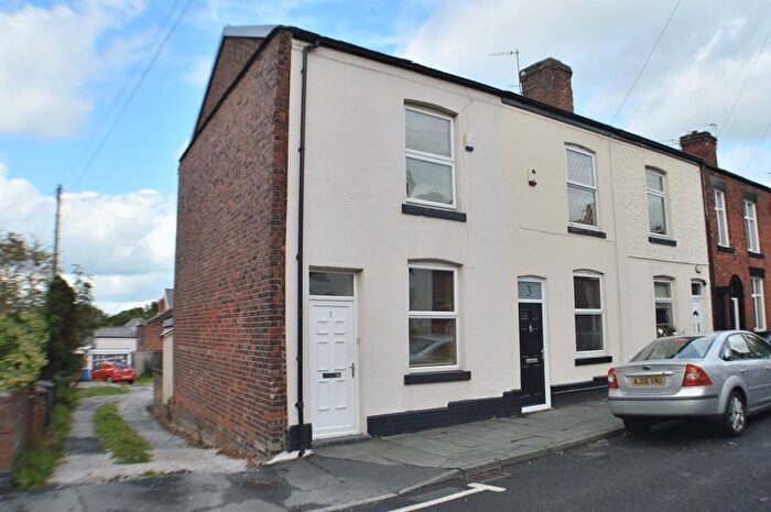 2 Bedroom Terraced House To Rent In Rowan Street, Hyde, SK14