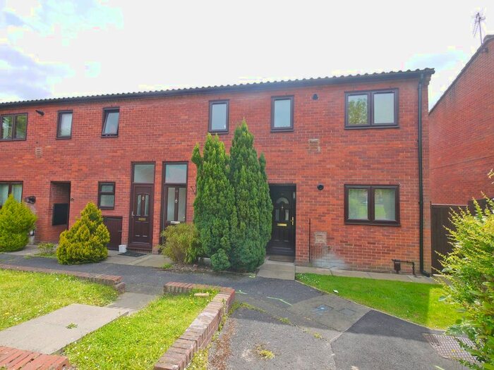 1 Bedroom Maisonette To Rent In Langton Grove, Northwood, HA6