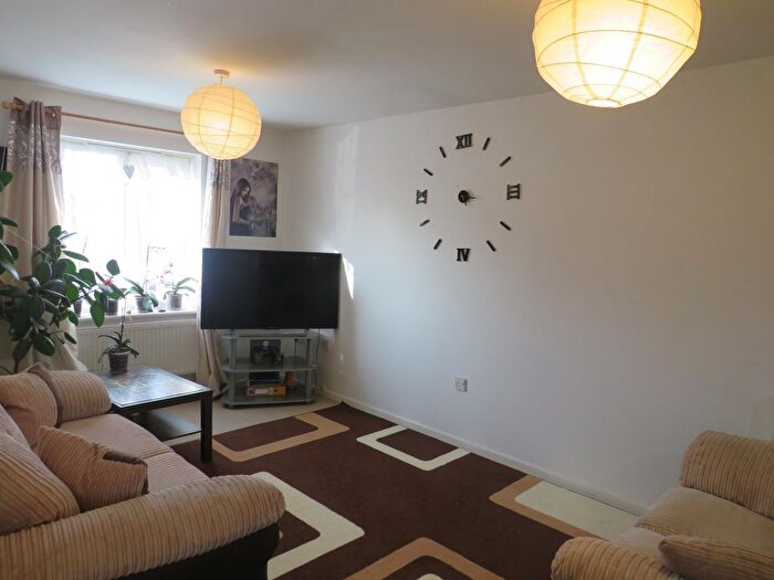 1 Bedroom Flat To Rent In Manifold Way, Wednesbury, WS10