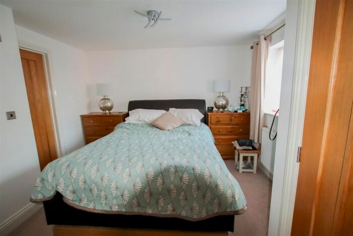 5 Bedroom Detached House To Rent In West End Road, West End, Southampton, SO18